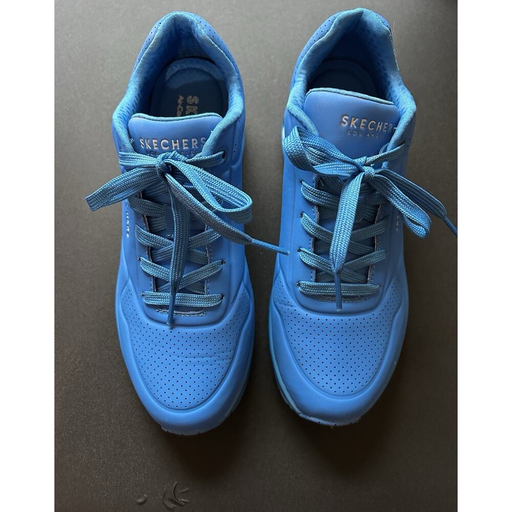 Skechers Blue Women 8.5 Air Cooled Memory Foam Ships Fast